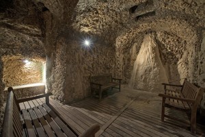 La grotta delle Terme dei papi