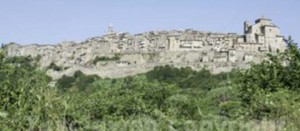 Una panoramica di Grotte di Castro