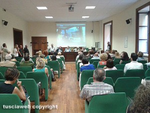 Viterbo - Palazzo Gentili - Gli insegnanti arrivati per Davide Faraone