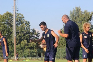 Sport - Calcio - Viterbese - Simone Di Serio prepara Andrea Selvaggio