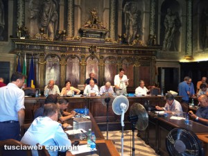 Viterbo - Consiglio comunale sul bilancio