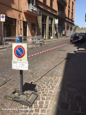 Viterbo - Transenne in via Matteotti