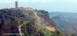 Una frana a Civita di Bagnoregio