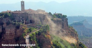 Una frana a Civita di Bagnoregio