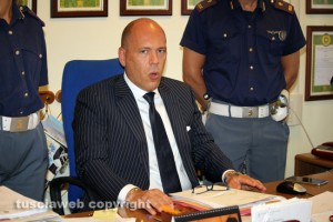 Il capo della squadra mobile Fabio Zampaglione