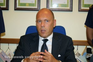 Il capo della squadra mobile Fabio Zampaglione