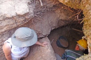 Vetralla - "Tomba a Casetta" di Norchia - Gli scavi