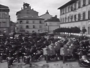 1932 - Moto delle guardie metropolitane in raduno a piazza della Rocca