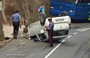 Blera - Auto si ribalta
