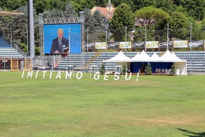 Rieti - Il congresso dei testimoni di Geova "Imitiamo Gesù"