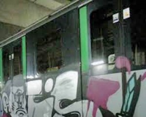 Viterbo - Writers beccati a impbrattare un treno