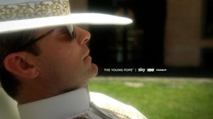 Jude Law nell'immagine ufficiale di "The young pope"