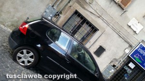 Viterbo - Vandali in azione in via Augusta