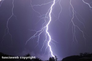 Un fulmine