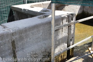Fontana grande deturpata - Partiti i lavori