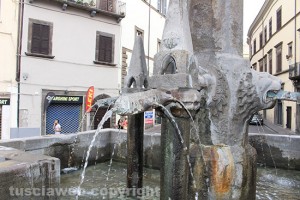 Fontana grande sistemata