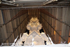 Macchina di Santa Rosa - Gloria si illumina e mostra il suo splendore