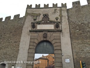 Viterbo - Porta della Verità chiusa per il maltempo