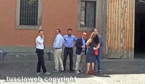 Viterbo - I consiglieri di minoranza all'uscita dalla prefettura
