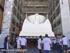 Viterbo - Santa Rosa - Posizionata la base di Gloria