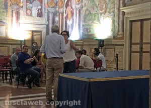 Comune - Il sindaco dalla minoranza in sala Regia