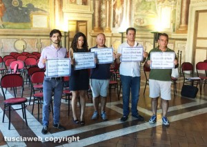 Viterbo - Comune - La protesta dell'opposizione