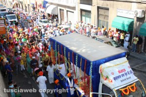 Viterbo - La comunità sikh per le vie della città