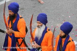 Viterbo - La comunità sikh per le vie della città