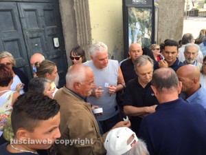 Viterbo - La fila per i biglietti delle tribune 
