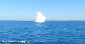 Tarquinia - La bomba viene fatta brillare