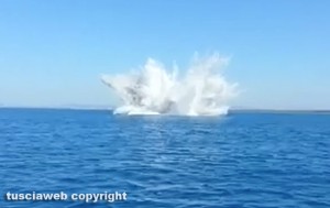 Tarquinia - La bomba viene fatta brillare