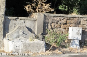 Viterbo - Una fontana sul percorso della via Francigena