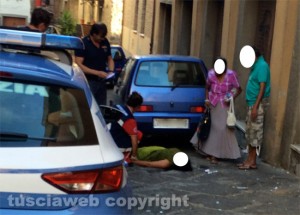 Viterbo - Donna aggredita nel centro storico