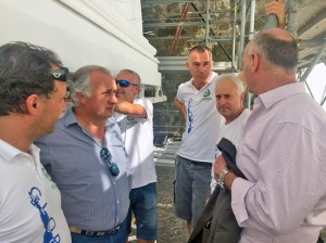 Un momento della visita di Mazzola alla nuova macchina di santa Rosa