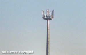 Viterbo - Carmine - Antenna per cellulari
