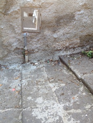 Viterbo - Il degrado in via della Salita a Pianoscarano