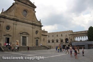 Viterbo - Piazza san Lorenzo