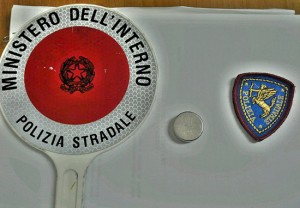 Il dispositivo sequestrato dalla polstrada