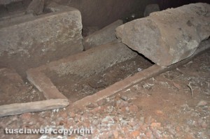 Viterbo - la necropoli di Poggio Giudio - Tomba Crescini