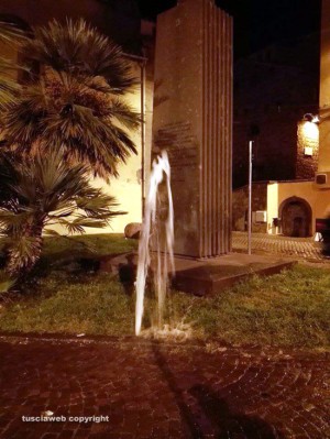 Viterbo - La nuova fontana di piazza del Sacrario