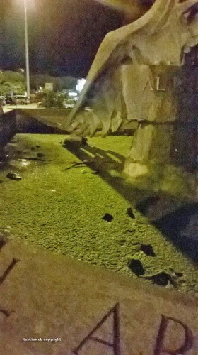 Viterbo - La fontana a piazza del Sacrario piena di melma