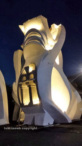 Bifora