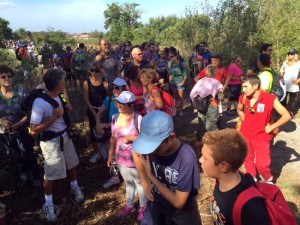 Gruppo in cammino sulle vie dell'esilio