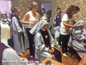 Viterbo - Santa Rosa - La vestizione dei figuranti del corteo storico