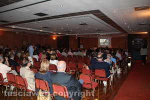 Pd - L'incontro con Debora Serracchiani - Le ultime file