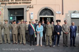 Le autorità civili e militari