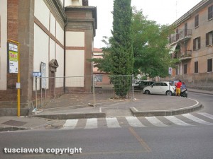 Viterbo - La chiesa dell'Ellera transennata