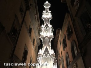 Macchina di santa Rosa - Il debutto di loria 