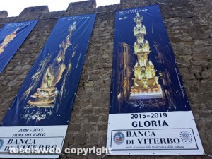 Piazzale Gramsci - Lo stendardo di Gloria