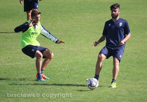 Sport - Calcio - Viterbese - Simone Addessi e Luca Belcastro durante l'allenamento di rifinitura